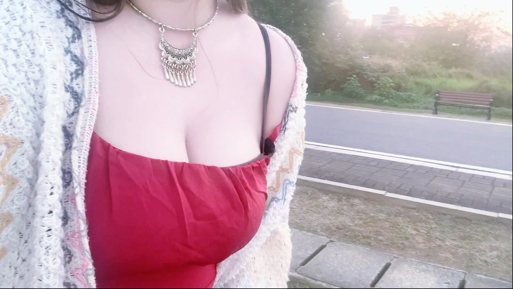 Who customizes outdoor?