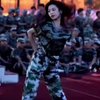 军训的女生跳舞有多美，搞笑视频，九灵