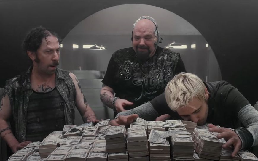 麦绿素】几分钟看完悬疑电影《捕蝇纸》当抢银