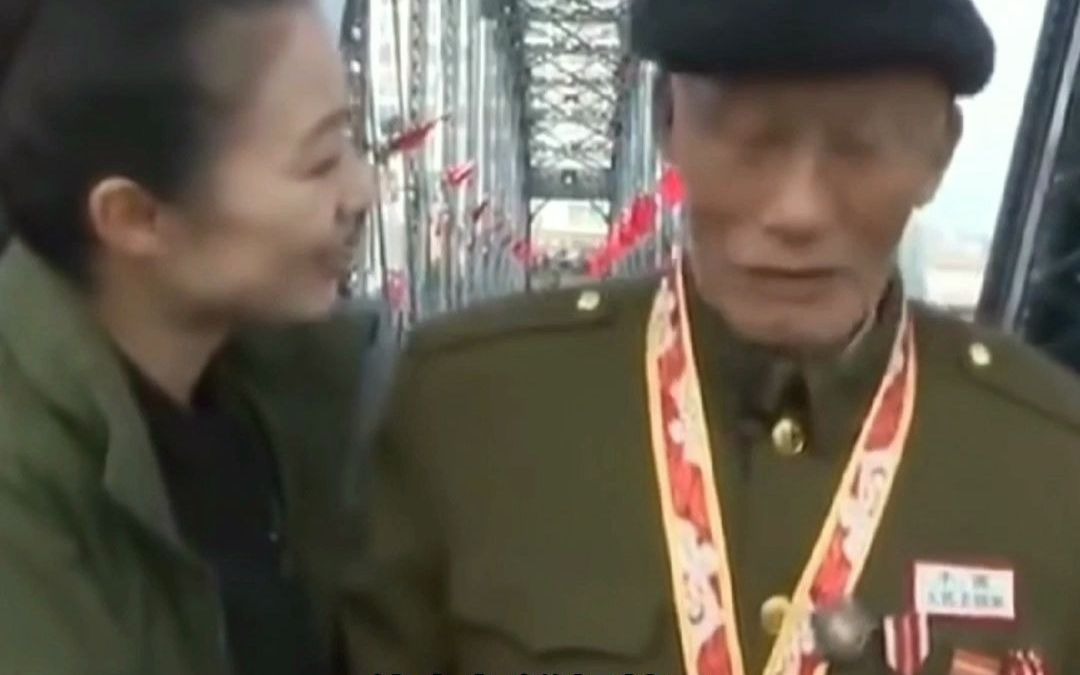 闪亮的好评：老兵：有个小伙子长的挺帅，大家叫他大姑娘，可是他在朝鲜牺牲了。[1次更新]的第1张示图