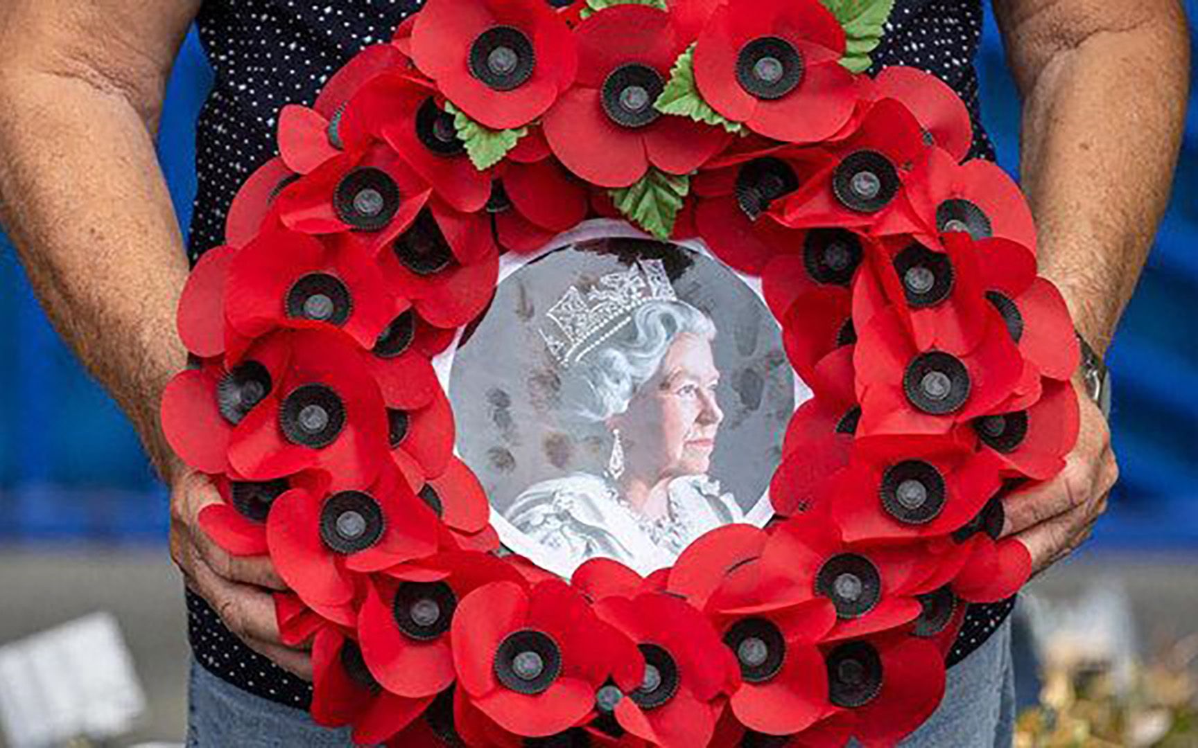 联合国降半旗致哀，英国女王葬礼开始，仅6国未被邀请