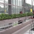 无土栽培高架草莓草是如何种植的？看温室大棚的高科技种植新模式