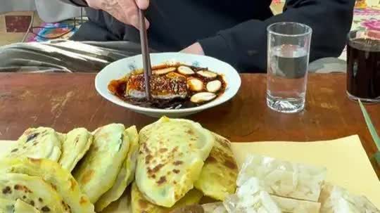 这菜，全是下酒菜