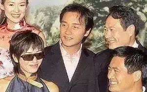 2000年6月27日 张国荣等出席《卧虎藏龙》慈善首映礼 为萧芳芳“护苗基金”筹款