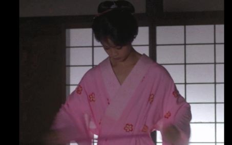 美女大胆脱衣服后竟然._搞笑_生活_bilibili_哔哩