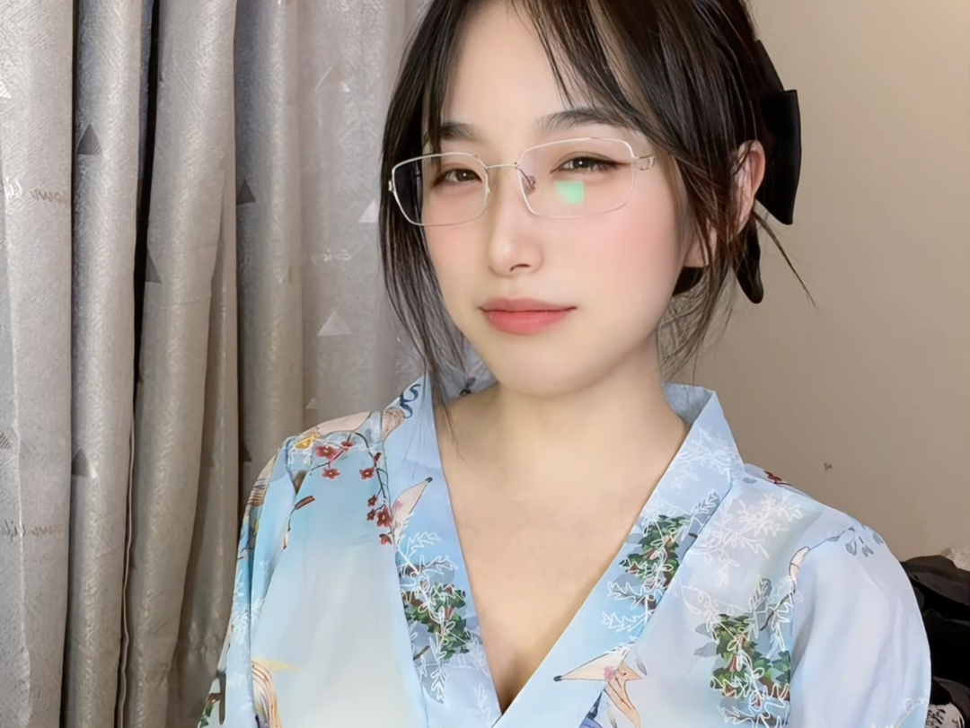 Watch out for the young lady.