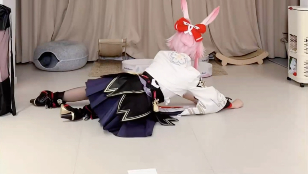 老师，没有门票也要还原一下吗 | 梓杰_似鸽大弧蝶的精彩视频-coser家，cosplay爱好者，二次元聚集地，动漫文化，新番资讯，ACG，Coser展示