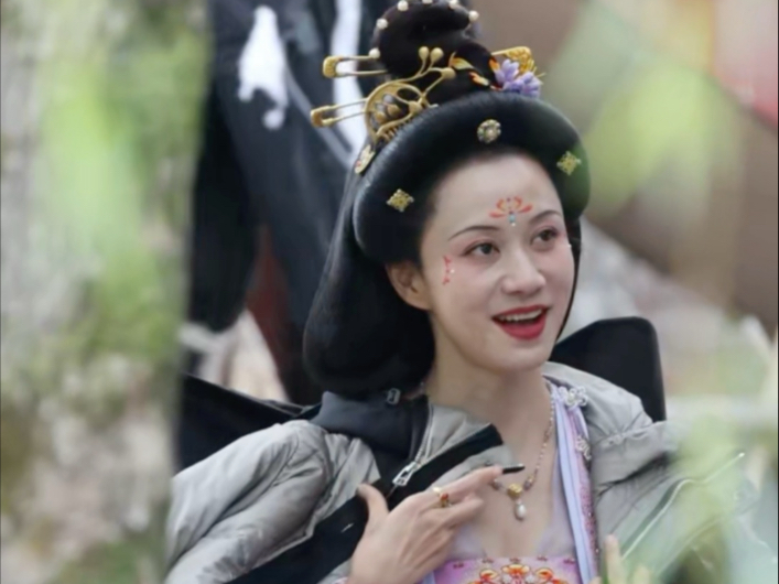 47岁的倪虹洁老师，成功从广告女神专业户转型到古装妈妈专业户，最近的打更人和五福临门演技都绝了！#倪虹洁 #倪虹洁演技