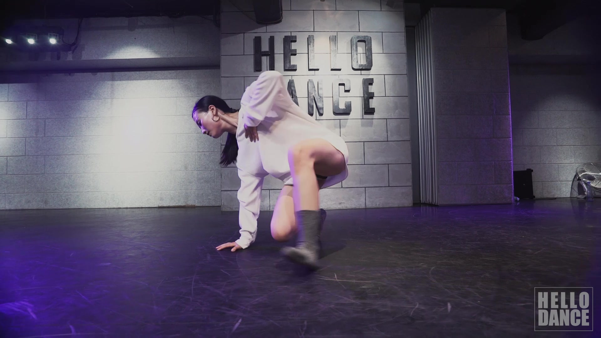 hello dance 盖盖 give it all up
