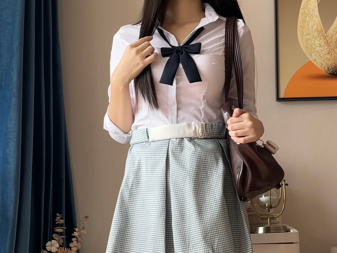 [Shiona Sauce] New work is online, check it out!