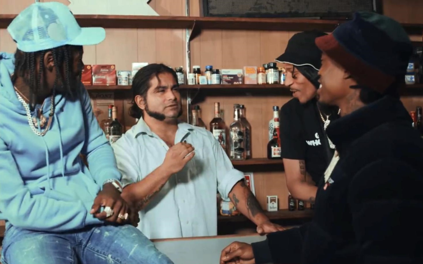 【欧美嘻哈新歌速递】DaBoii Bananas（官方MV）_哔哩哔哩_bilibili