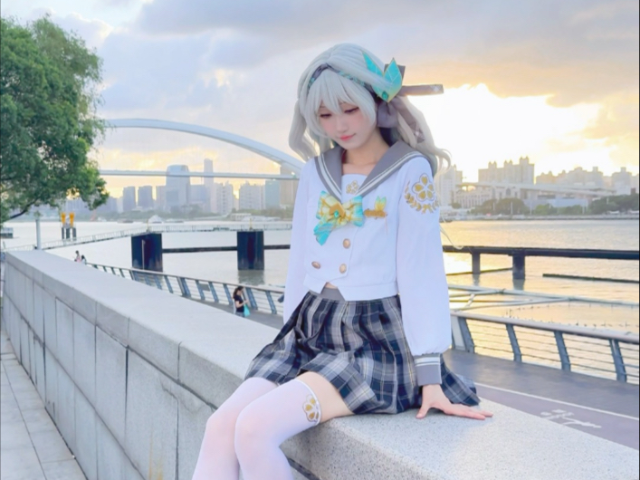 Grey Treasure, a gift from the firefly for you on the eve of the seventh lunar month