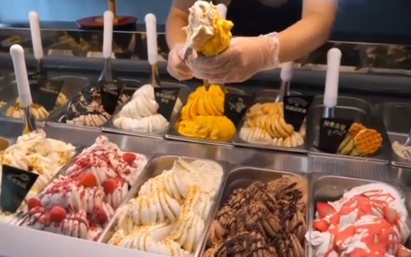 【沉浸式】意式手工冰淇淋制作（奇异果、芒果、草莓、香蕉）