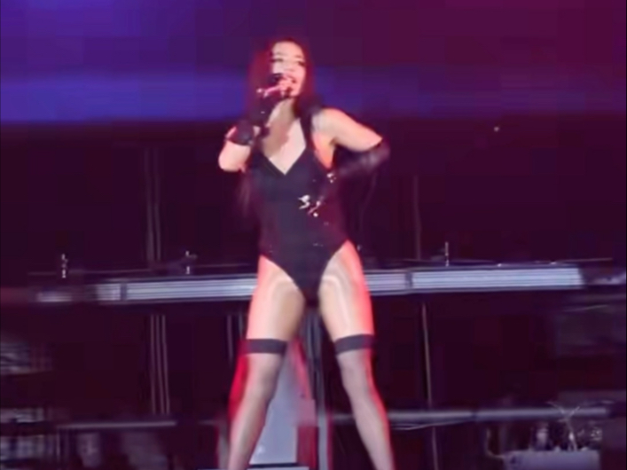 江映蓉 连体衣油亮黑丝高跟热舞现场【Toxic】