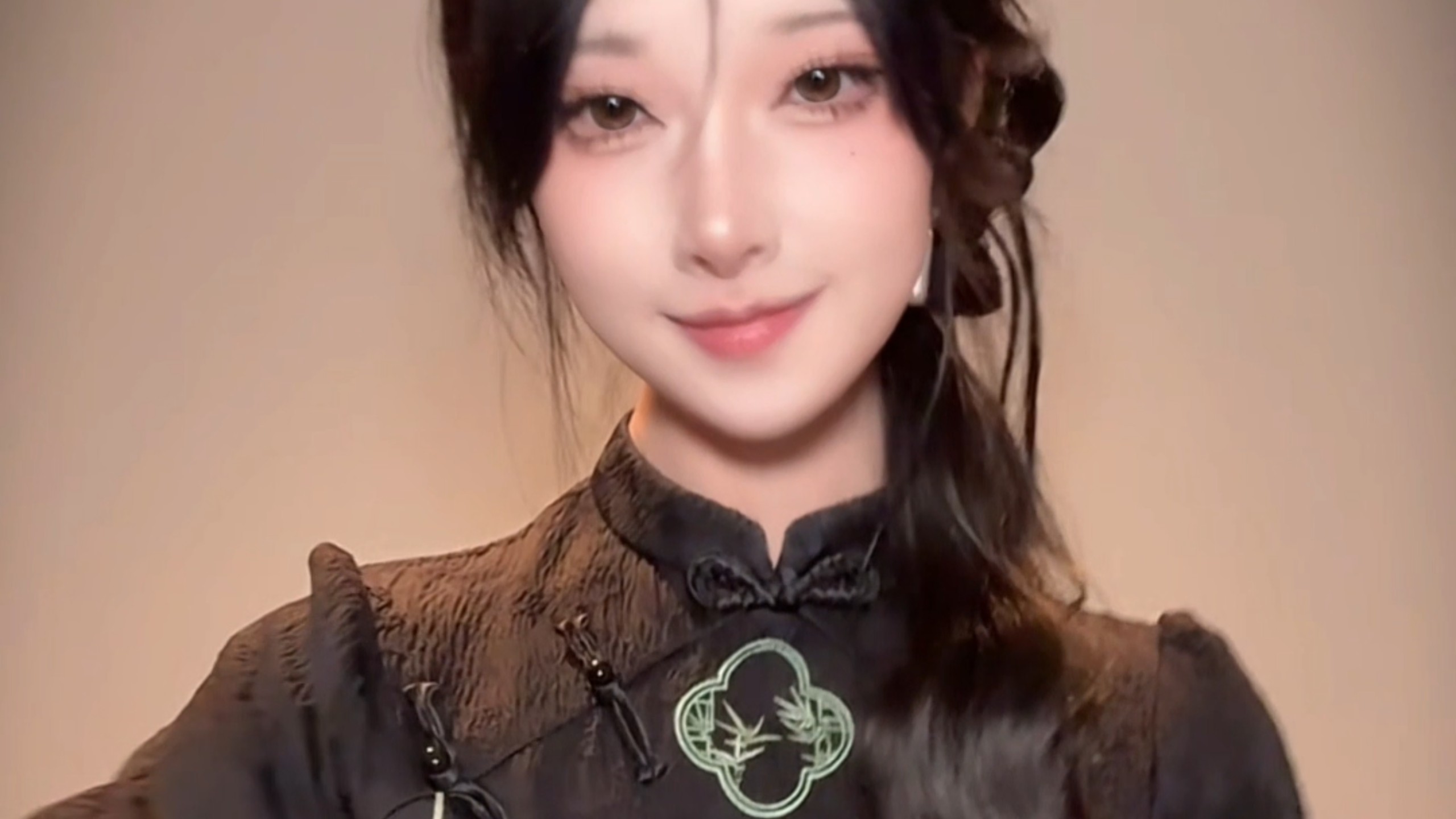 天呐，哪里来的如此温婉的女子