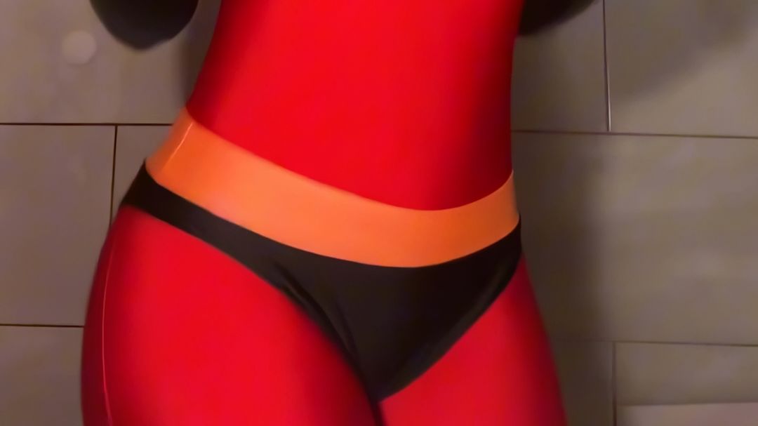 【Cosplay】从小就喜欢弹力女超人