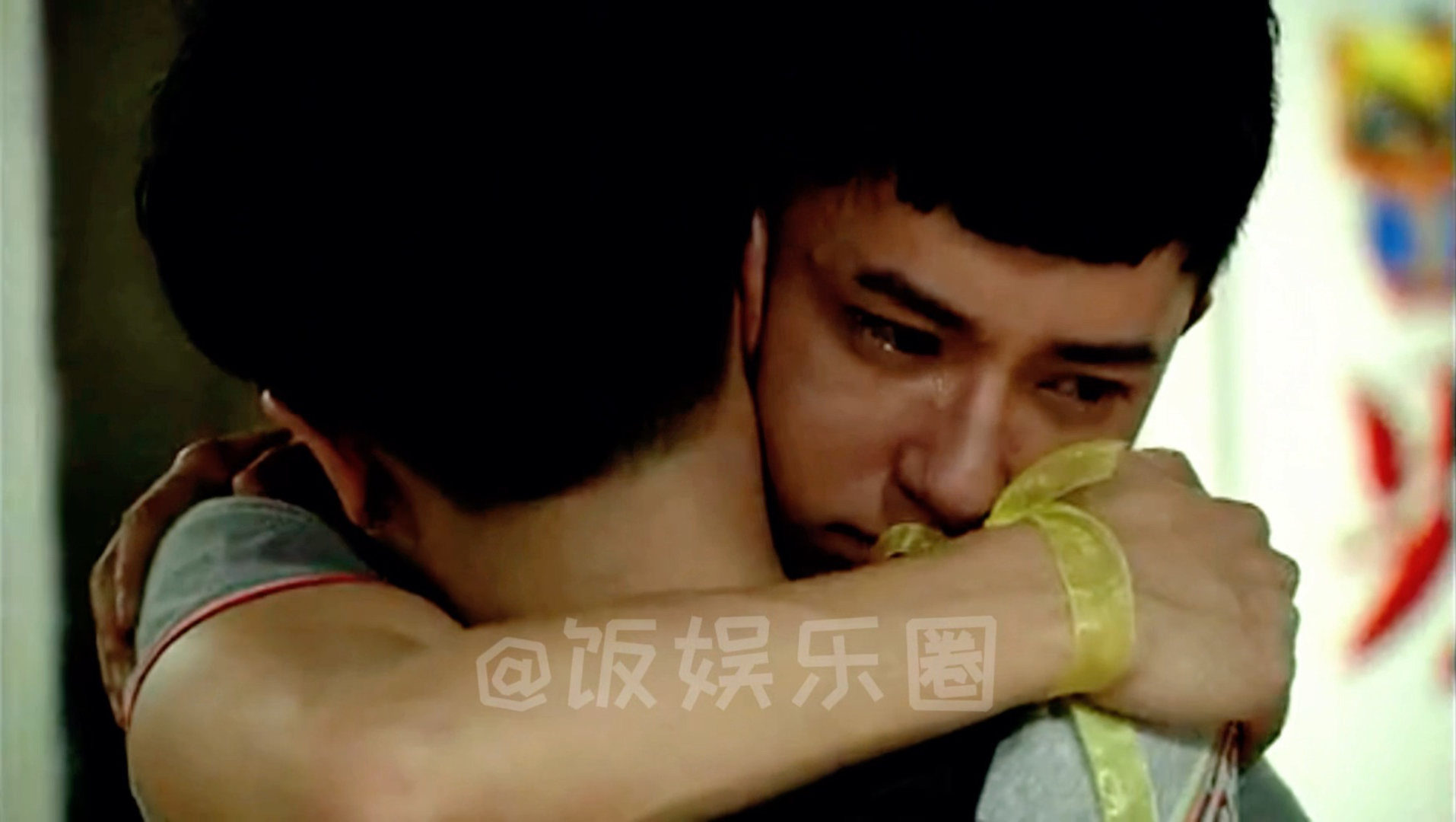 于朦胧快乐男声离开城堡全过程(4)：花花泪崩