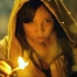美国黑暗童话：卖火柴的小女孩得新冠去世了……