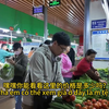 越南网友看2025-04越南人采访娶了中国女人在广西工作生活的越南人-看看当地人的生活-菜市场物价-支付方式