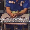 24岁，是白领，持续偷拍女厕一年被抓住
