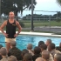 美国海军陆战队新兵游泳训练（都很猛啊）