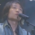 2003年早期某档节目中，许巍用吉他弹唱了这一首《那一年》，唱出了他年轻时那段时间的心态