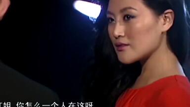 <em class="keyword">已婚</em>小伙撞上美女<em class="keyword">上司</em>被打，上前出手救美，不料女<em class="keyword">上司</em>暗生情愫