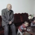 300万房产送给楼下水果摊主  上海独居老人为何托付陌生人？