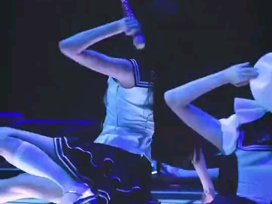 跟着小圆一起扭吧