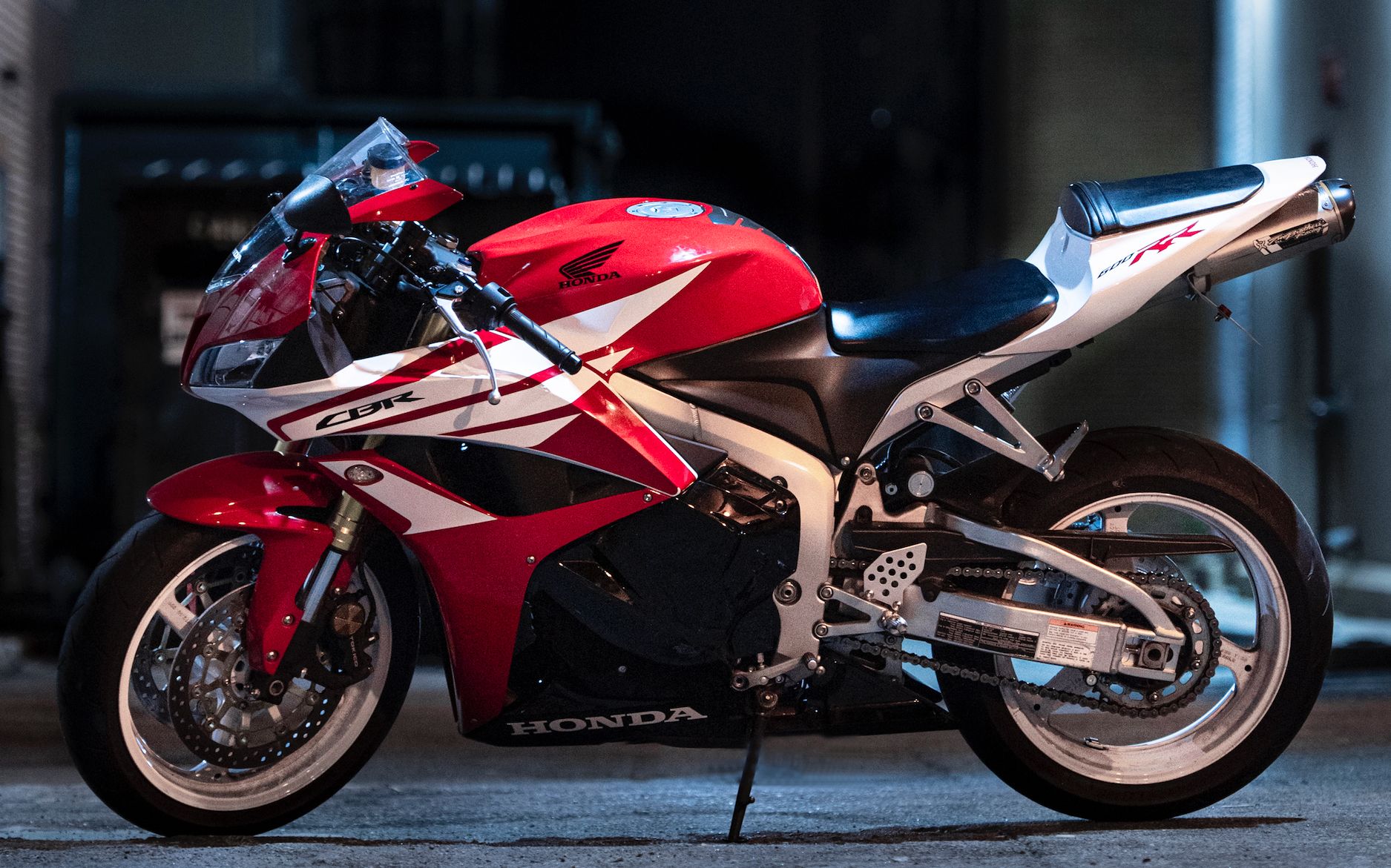 【什么叫做本田摩托】CBR600RR，0-60英里加速测试