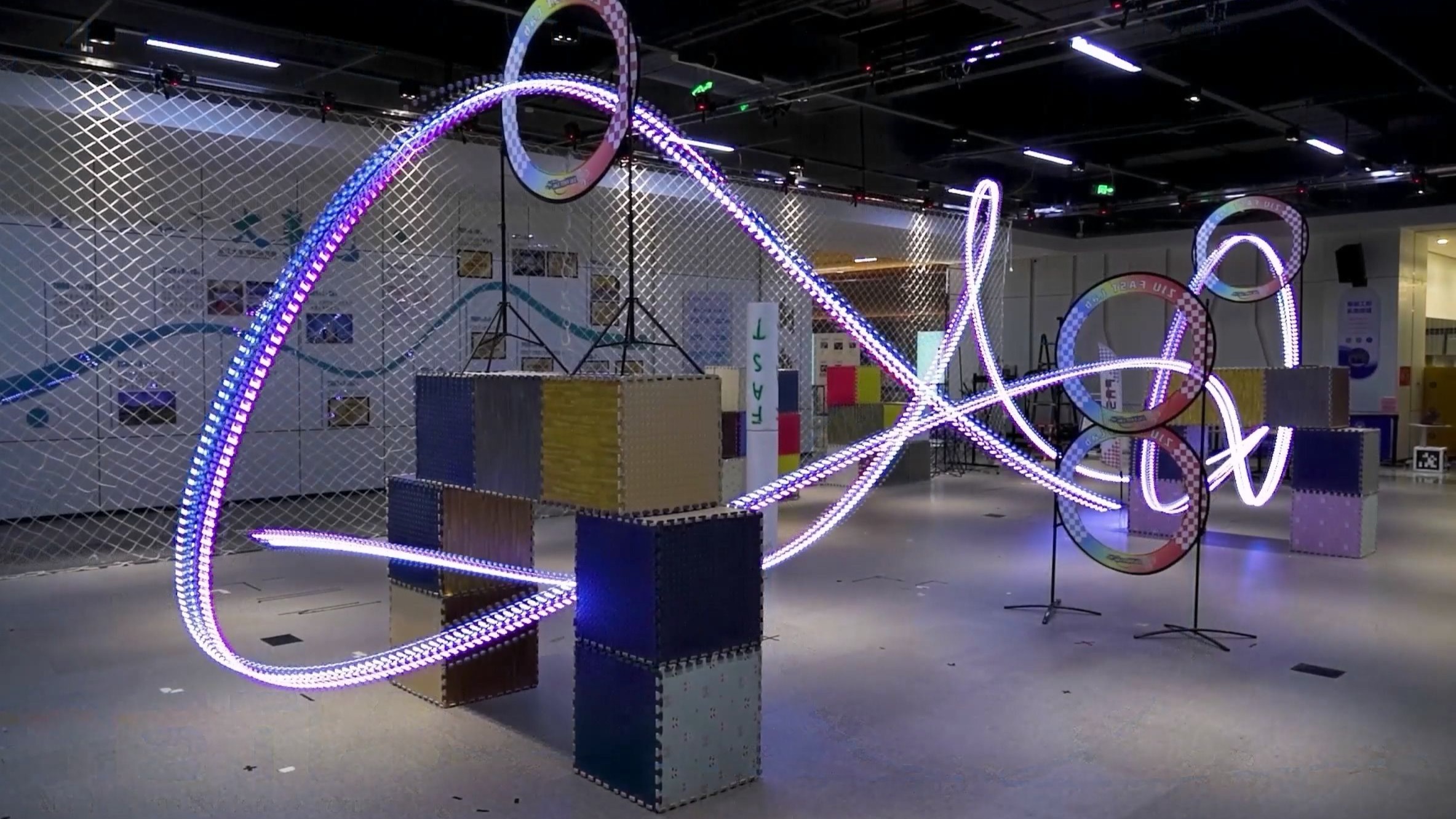 浙大最新Science Robotics成果：解锁无人机的自主特技飞行潜能