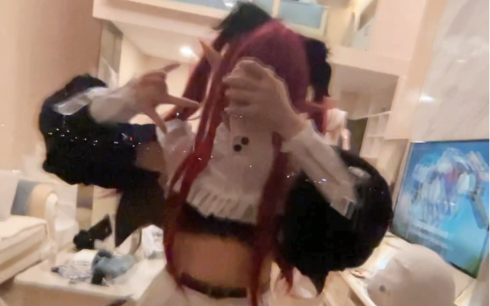 When 6'5" puts on a 6'7" cosplay suit.