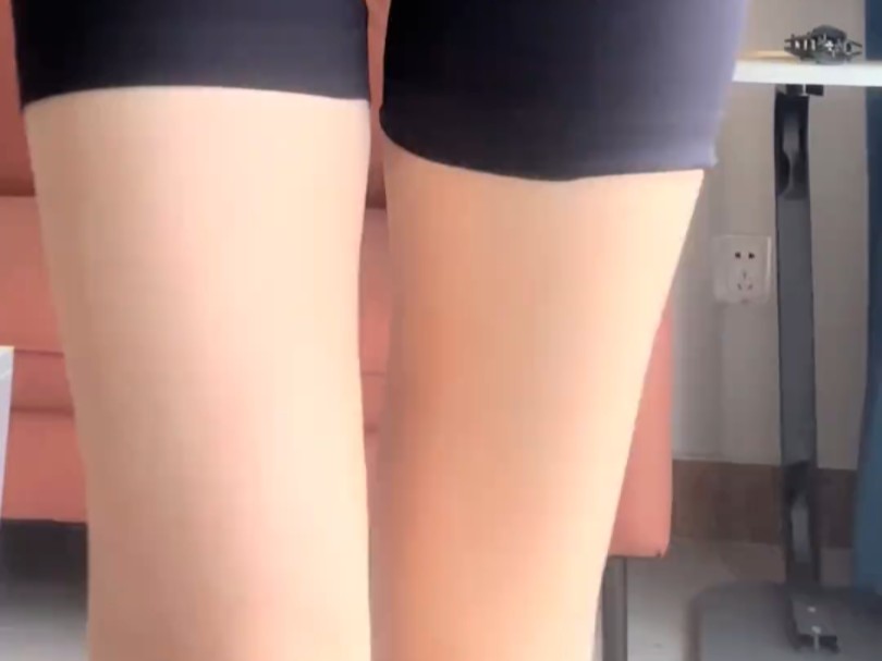 This is the bare-legged version.