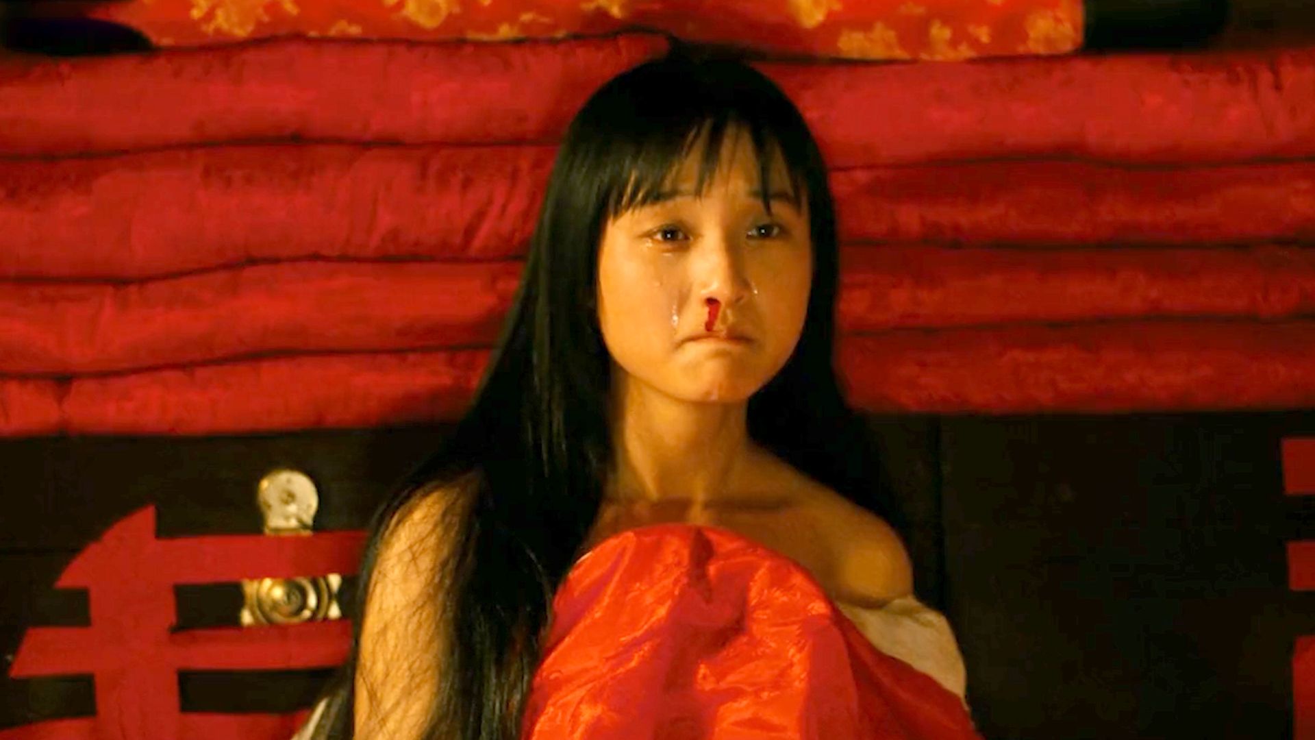 结婚当晚就被“退货”？这部电影像剃刀一样无情，揭开中国人难以启齿的疮疤！《血色清晨》