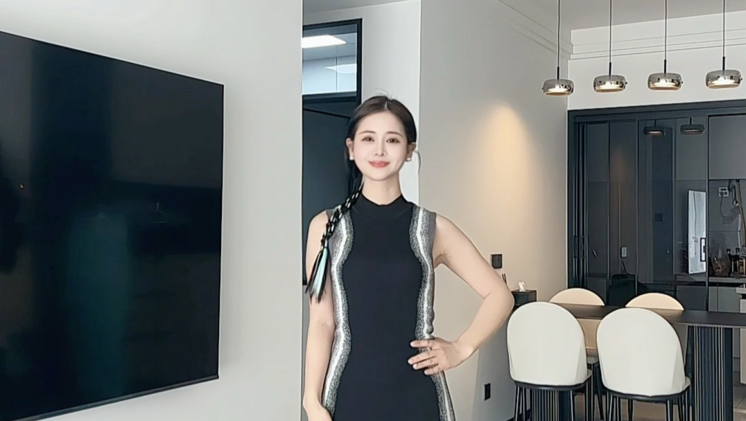 普通人模仿王心凌演唱会穿搭