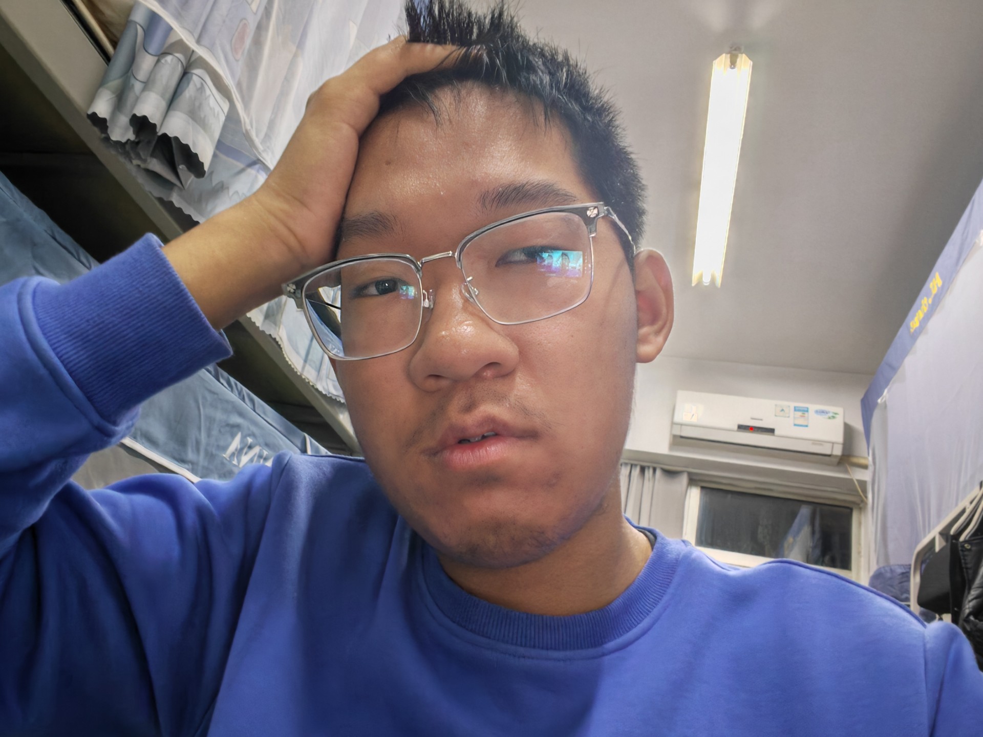 ［脱口秀］唉，没有一个大学生能逃脱水课的硬控