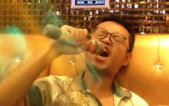 暴走大事件灵魂歌手阿香搞笑演唱《二十四味》