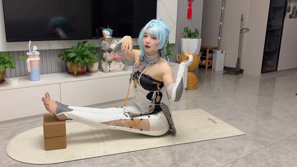 席德这么柔软的话做瑜伽简直是小意思