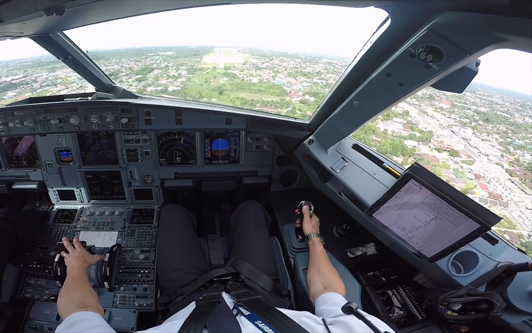 Airbus A320 - 空客飞机第一视角驾驶