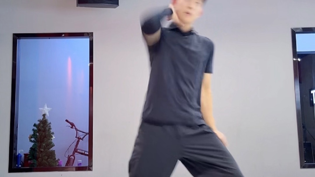 ScreenRecording_06-21-2025 18-29-29_1