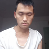因长得猥琐被女生背后指指点点，心里别提有多难受了