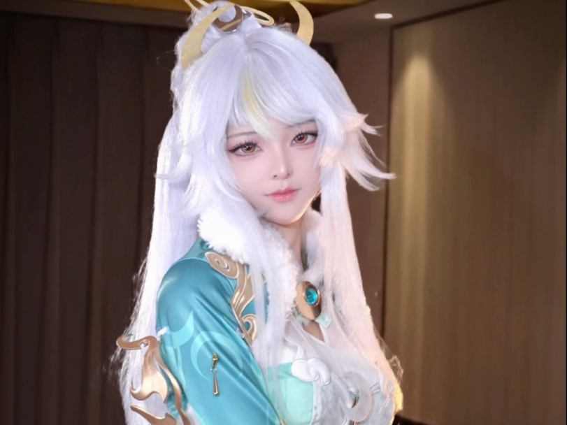 兹白大战游山恋