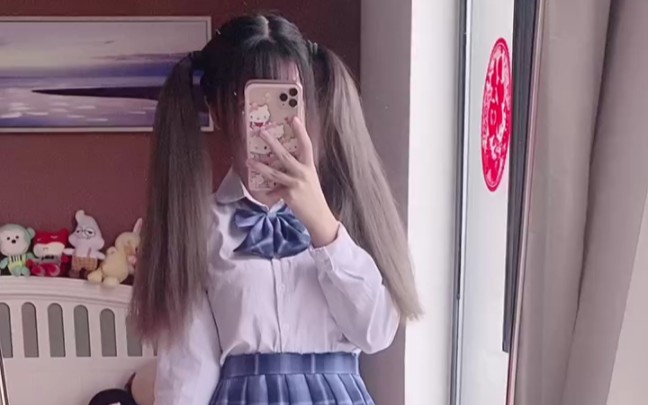 It's hard to escape the double-ponytailed jk schoolgirls.