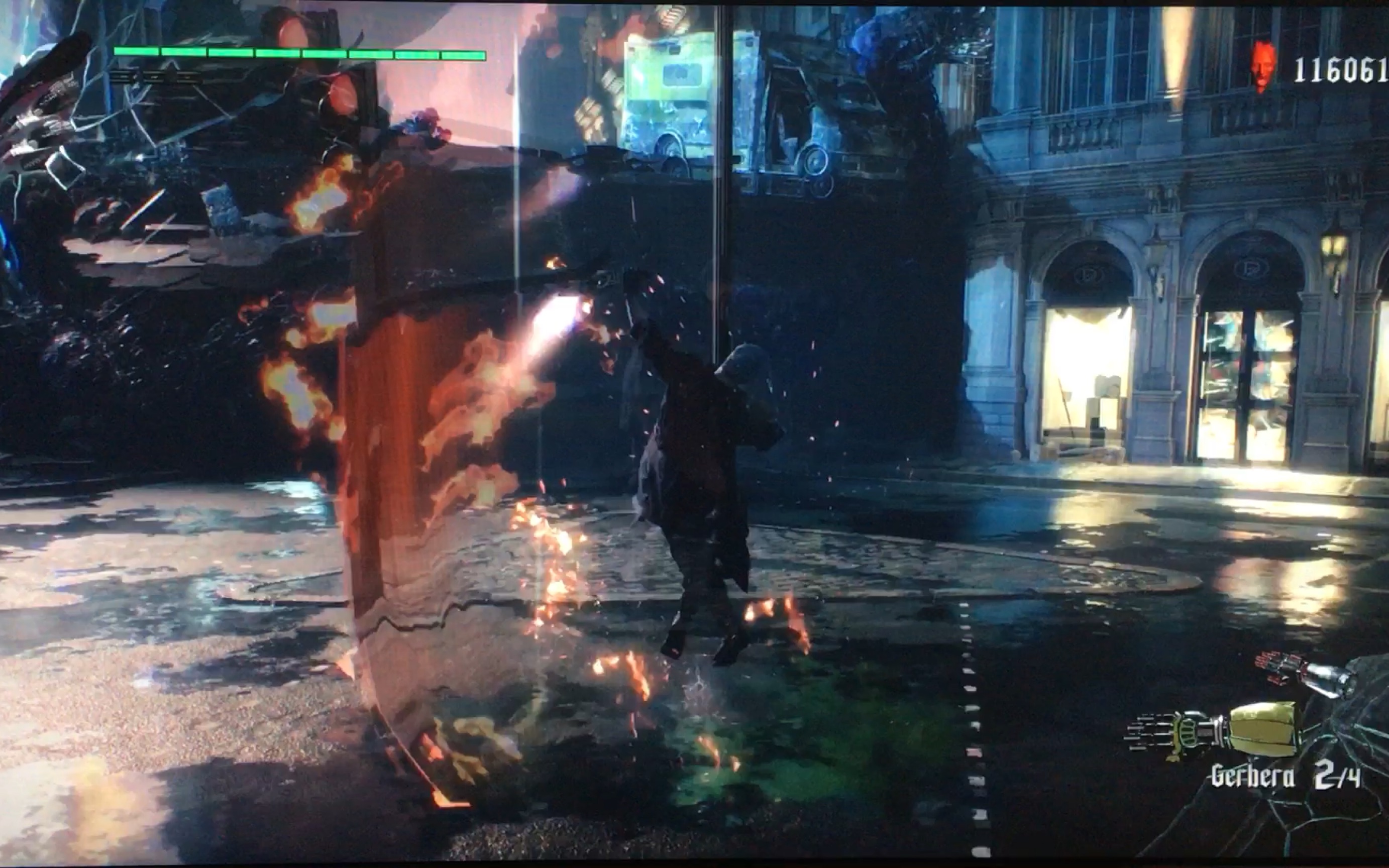 鬼泣5试玩版】绯红女王红刀演示_哔哩哔哩(゜