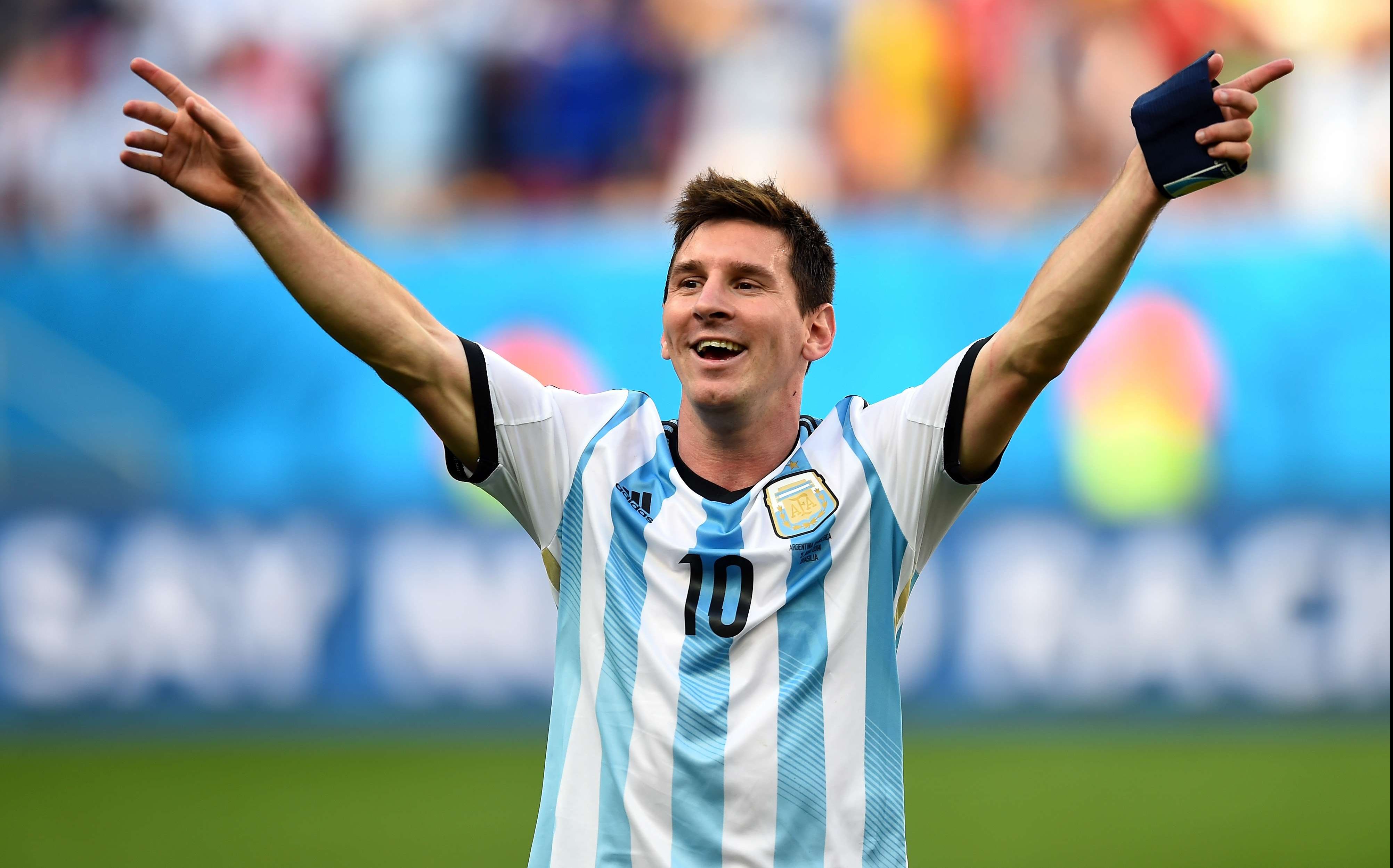 整装待发！阿根廷队世界杯定妆照公布：梅西帅气出镜_PP视频体育频道