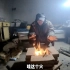 骑行中国，零下4度在秦岭脚下找了一间废弃房子烤火取暖