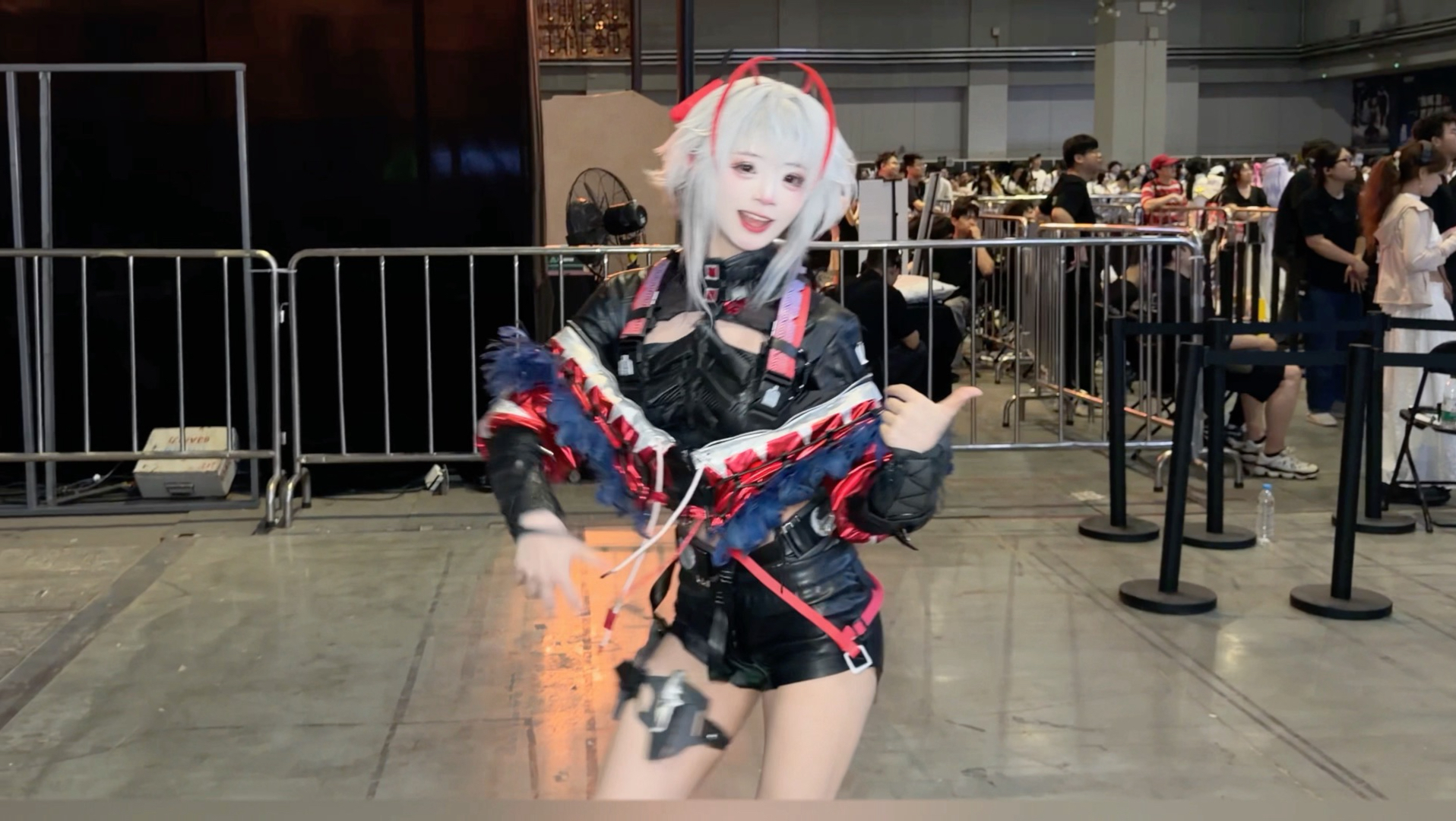 【小天才笑嘻了活跃版】更新了一条视频，快来围观！