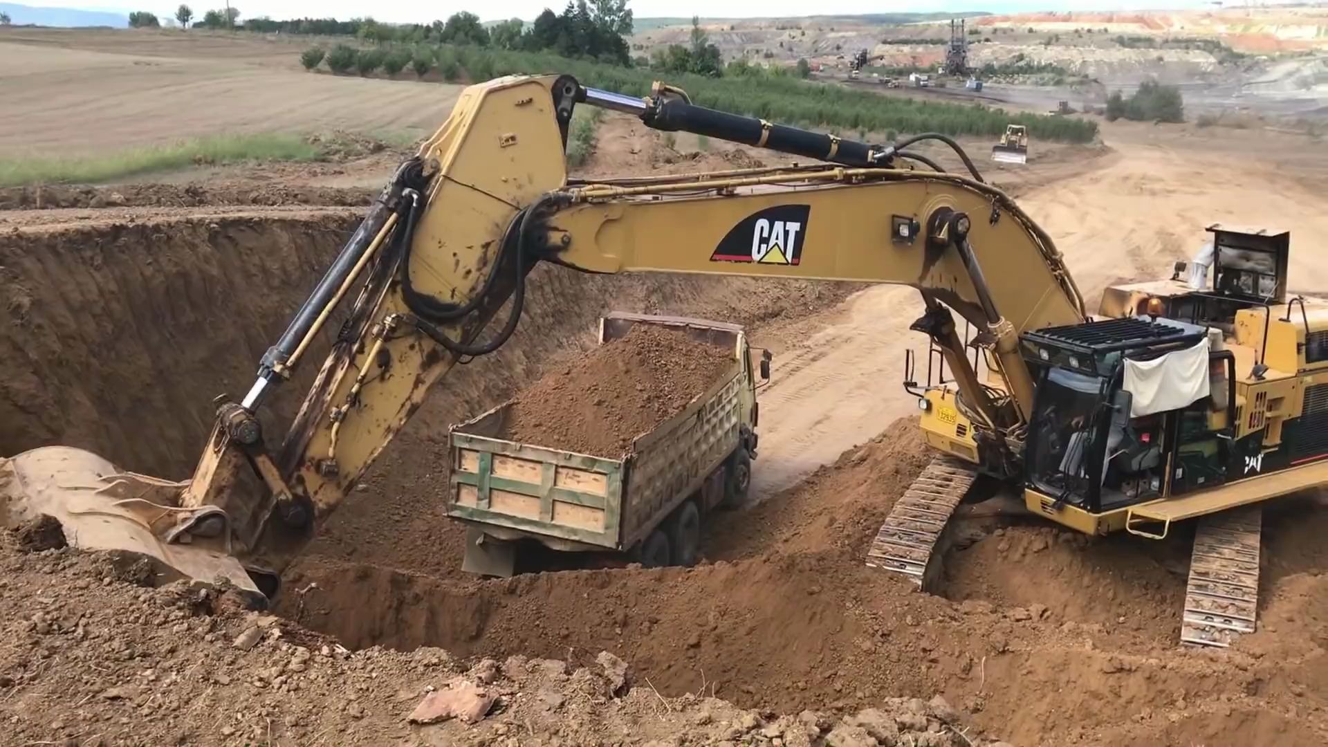 Caterpillar 365C 挖掘机 - MMC