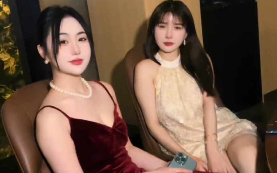 Night Shanghai, some happy, some sad