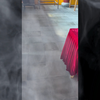 "师言：追女孩子之前，先看看她的朋友圈。 ·如果她的朋友圈全是自拍，那你就得有点套路，否则别追了。 ·如果她的朋友圈都是吃喝玩乐，那你得有点经济实力，不然别追了
